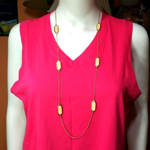 5/$25🌴Necklace Long Gold Colored Hardware Champgne Colored Accents - Picture 2 of 6